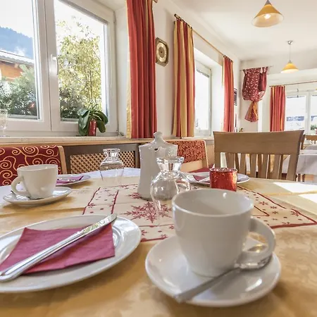 Haus Roswitha Konukevi 3*